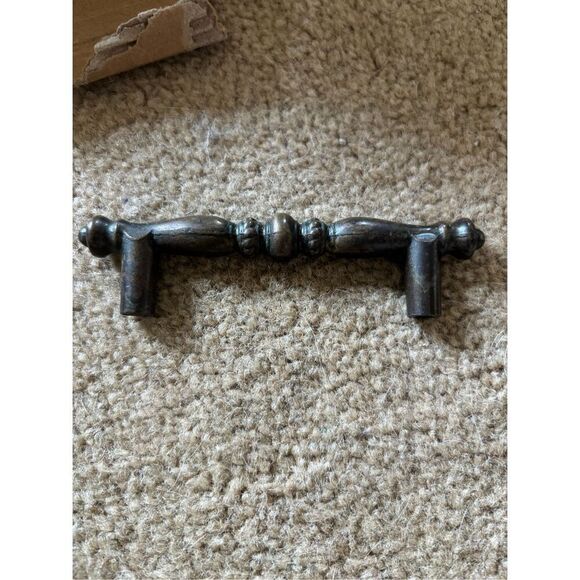 Art & Design Professional Hardware Cabinet Pulls 4 Boxes 24 Total - Picture 6 of 12